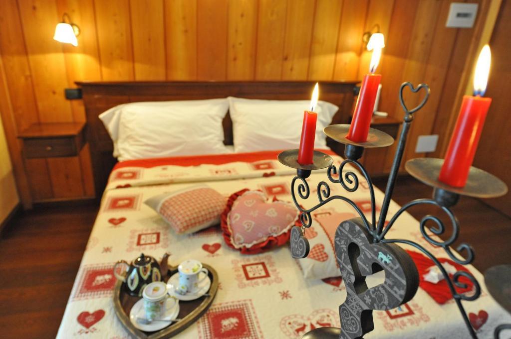 L'Ancien Paquier Chambre D'Hotes Valtournenche Rum bild