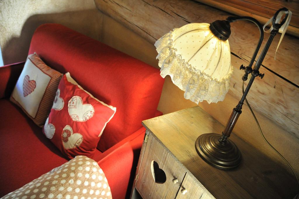 L'Ancien Paquier Chambre D'Hotes Valtournenche Exteriör bild