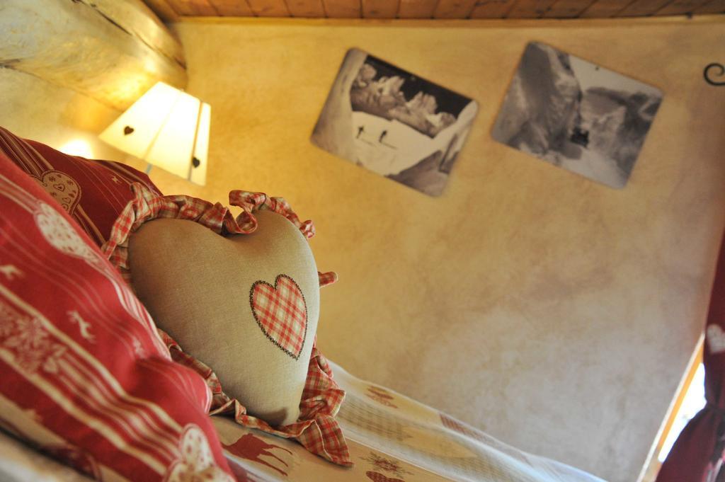 L'Ancien Paquier Chambre D'Hotes Valtournenche Exteriör bild
